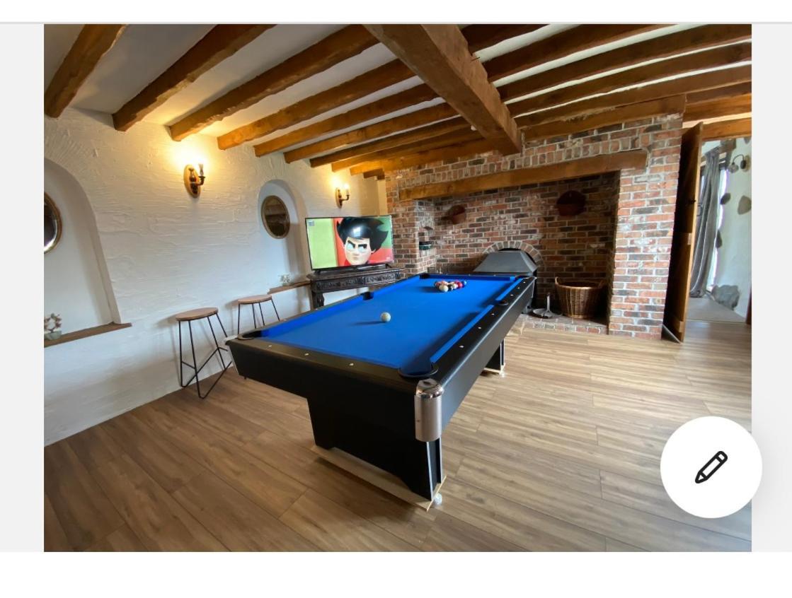 Beautiful Secluded Farmhouse With Hot Tub Villa Barmouth Esterno foto