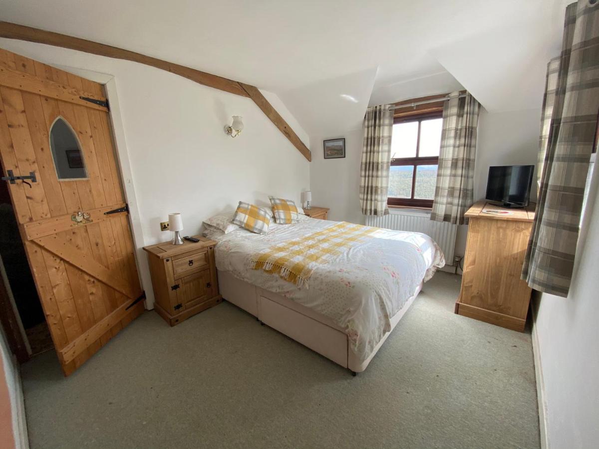 Beautiful Secluded Farmhouse With Hot Tub Villa Barmouth Esterno foto